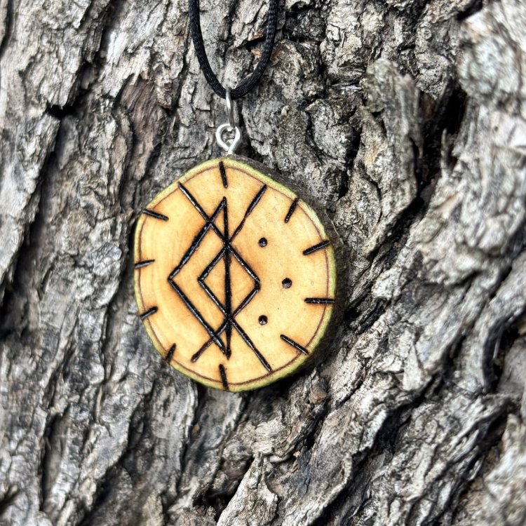  Colgante de Amor en Madera de Olivo – Fortalece tus Relaciones