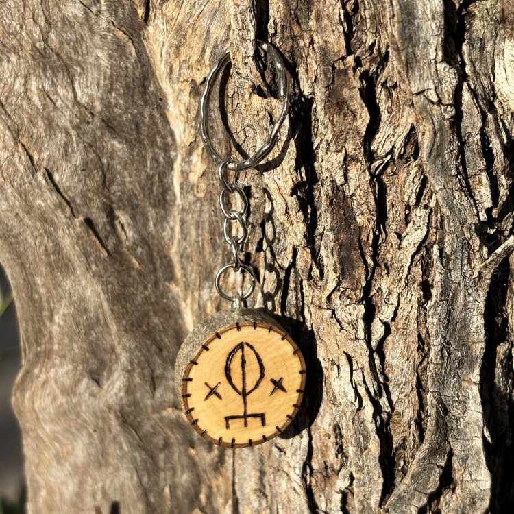  Llavero de Amor en Madera de Olivo