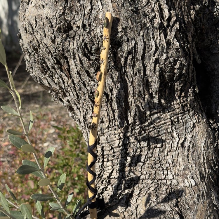  Varita Mágica de Olivo con Unakitas – Conexión y Transformación