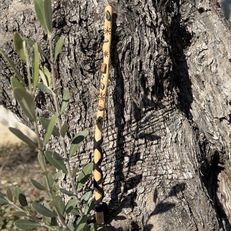  Varita Mágica de Olivo con Unakitas – Conexión y Transformación