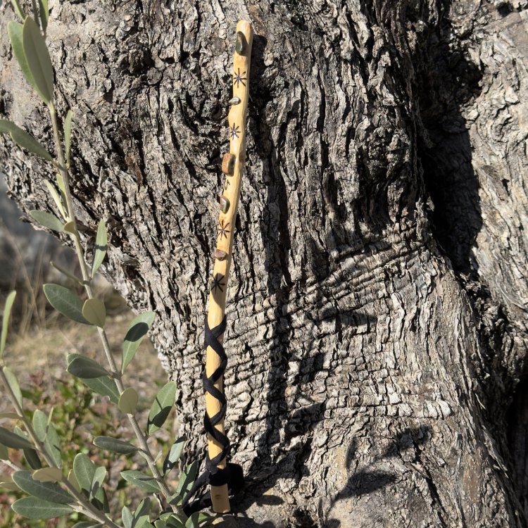  Varita Mágica de Olivo con Unakitas – Conexión y Transformación