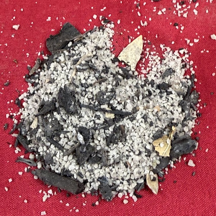  Sal Negra de Protección – Limpieza y Defensa Energética