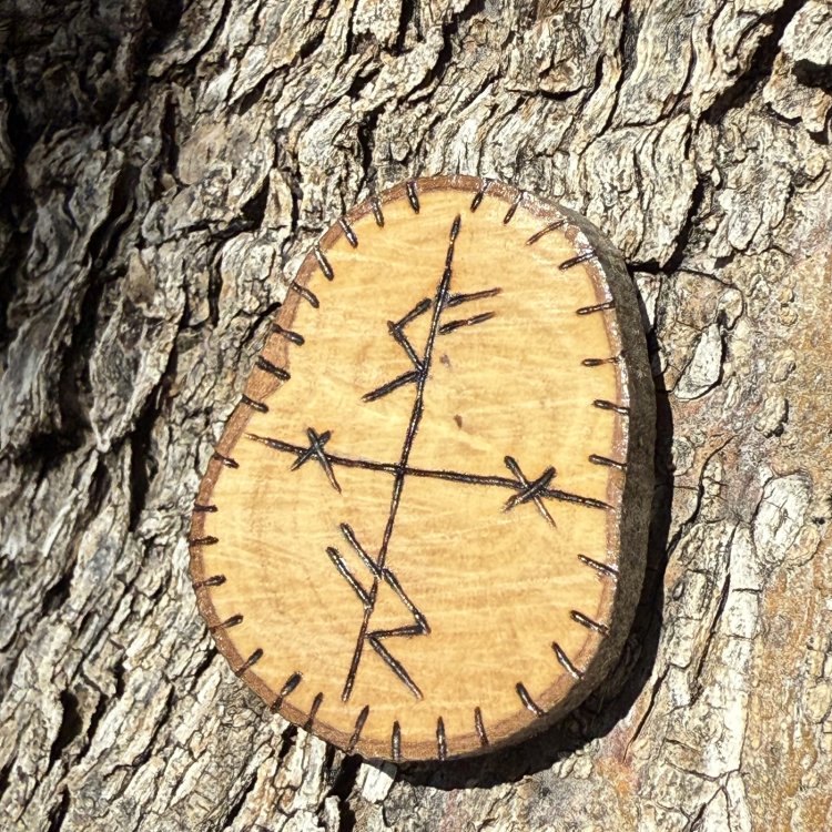  Talismán de Prosperidad en Madera de Olivo