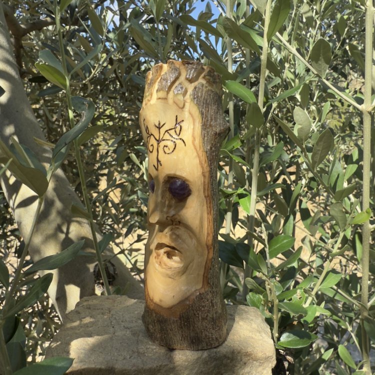  🌿 Espíritu Guardián Runay de olivo y amatista