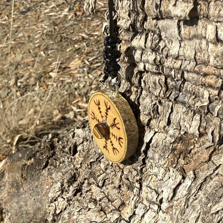  Ciondolo Aegishjalmur in Ulivo con Occhio di Tigre