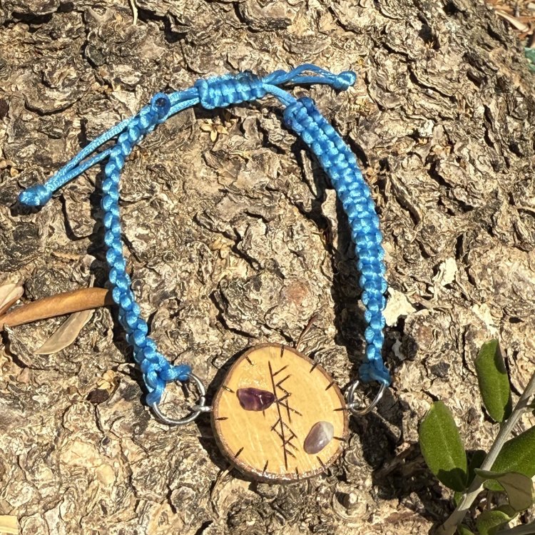  Pulsera Freya de Olivo y Macramé Azul – Amor y Armonía