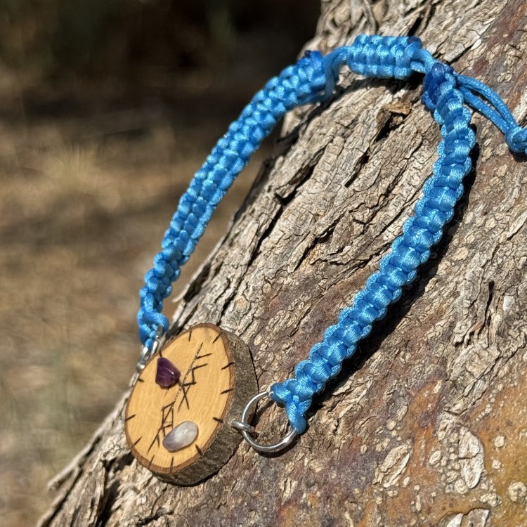  Pulsera Freya de Olivo y Macramé Azul – Amor y Armonía