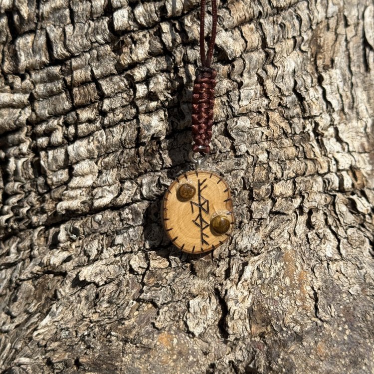  Colgante Freya de Olivo con Ojos de Tigre – Amor y Protección
