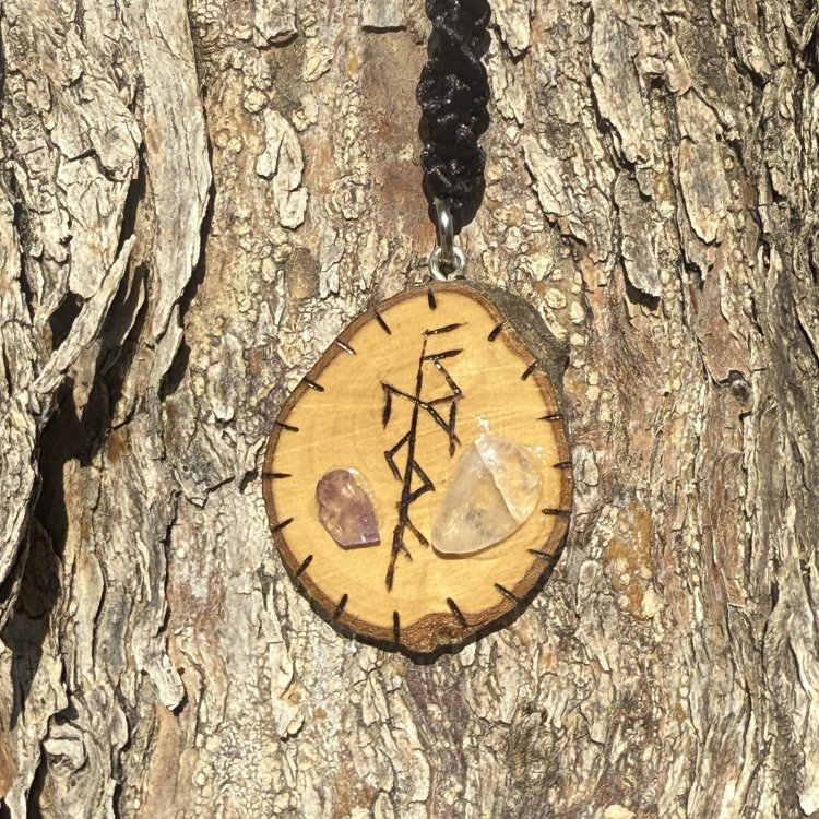  Colgante Freya de Olivo con Amatistas – Amor y Protección