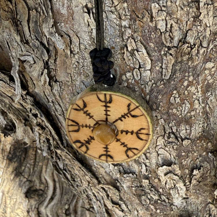  Ciondolo Aegishjalmur in Ulivo con Occhio di Tigre Chiaro