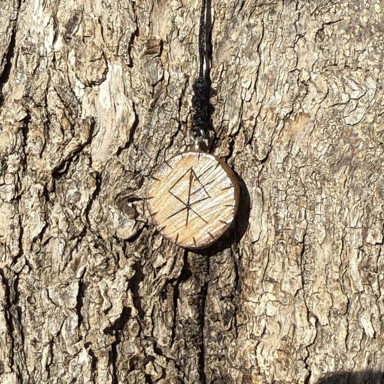  Talismano Lupo in Ulivo – Ciondolo Runico Vichingo