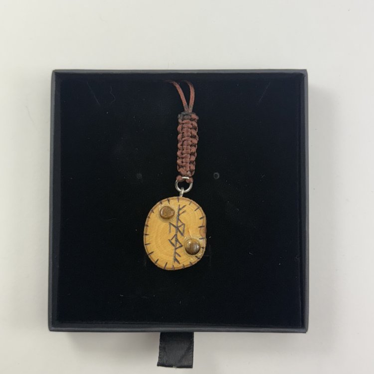  Colgante Freya de Olivo con Ojos de Tigre – Amor y Protección