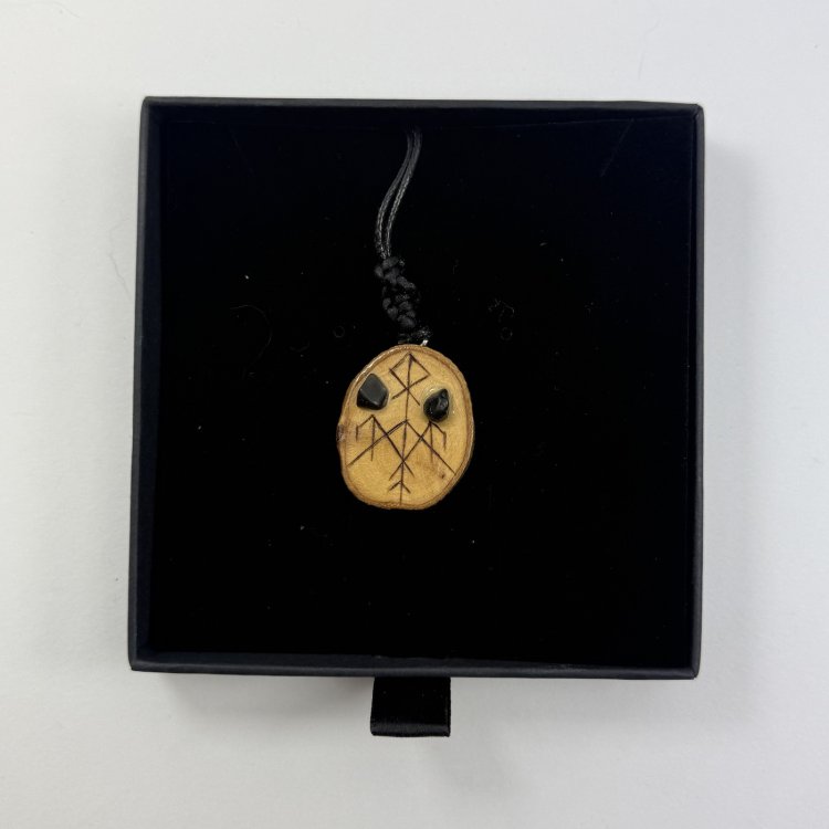  Colgante Wardruna de Olivo con Obsidianas – Protección Elevada