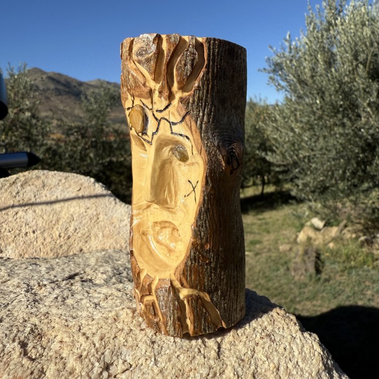  🌿 Espíritu Guardián Korënn de olivo y ojo de tigre