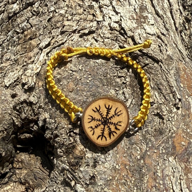  Bracciale Aegishjalmur in Ulivo e Macramè – Protezione